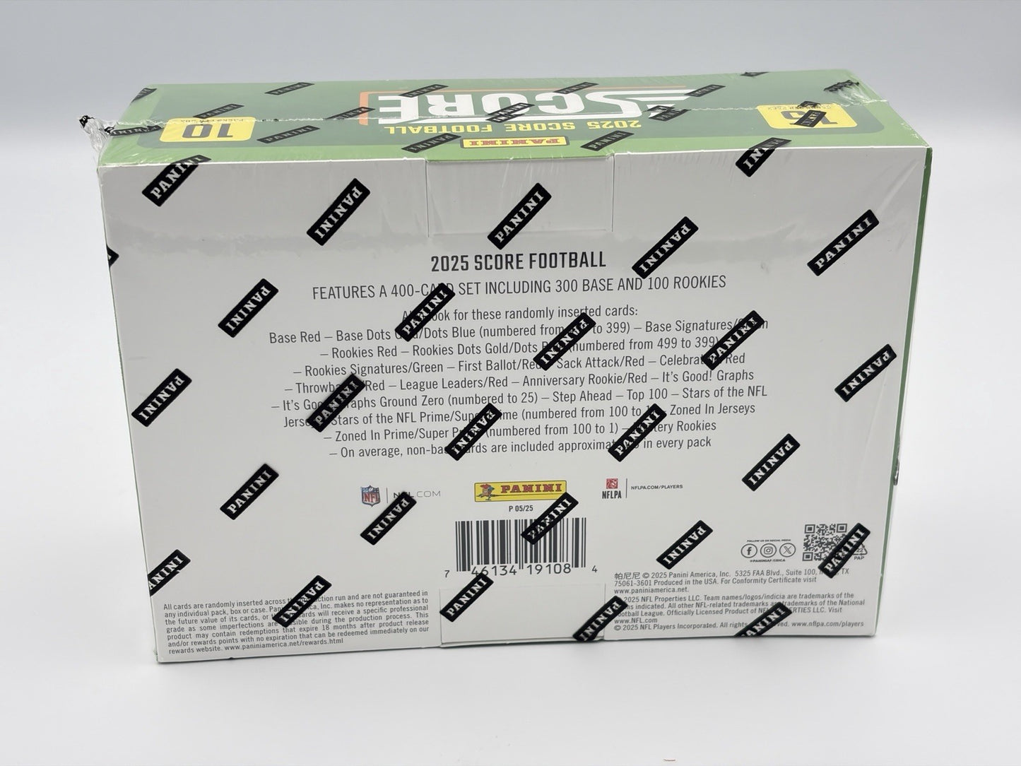 2025 Panini Score Football Mega Box (Factory Sealed) 150 NFL Trading Cards